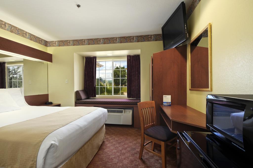 Quality & I-20 Hotel